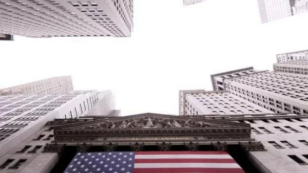 Фич заплаши да свали рейтинга на САЩ