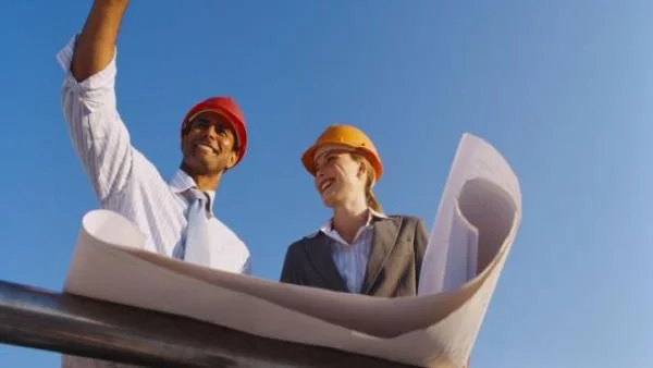 Банкери: Услугите и строителството се развиват благоприятно