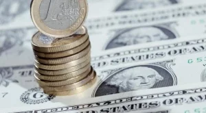 Кошмарът за долара продължава 