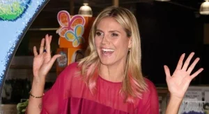 Хайди Клум се боядиса в розово, а Агилера в лилаво