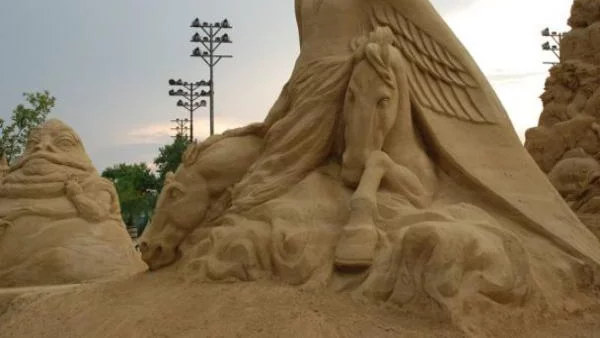 Швейцария отличи Бургас като Града на пясъчните скулптури