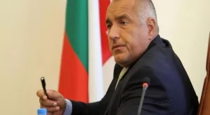 Борисов спира местенето на митниците