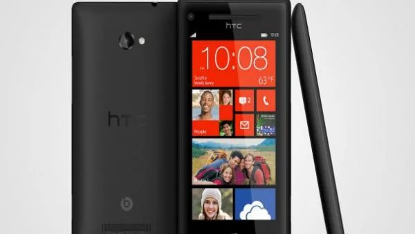 HTC и Microsoft представиха Windows Phone 8X и 8S 