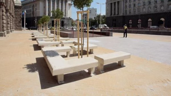 Асошиейтед прес: България - древни руини, бързи коли и сирене