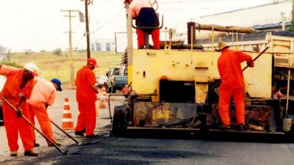 Борисов накара гърците да асфалтират пътя към Маказа