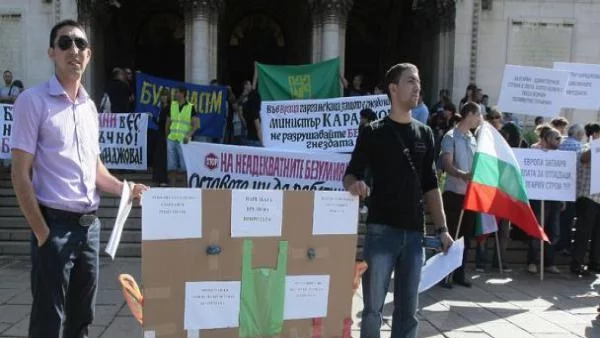 Производителите на торбички въстанаха срещу новите такси