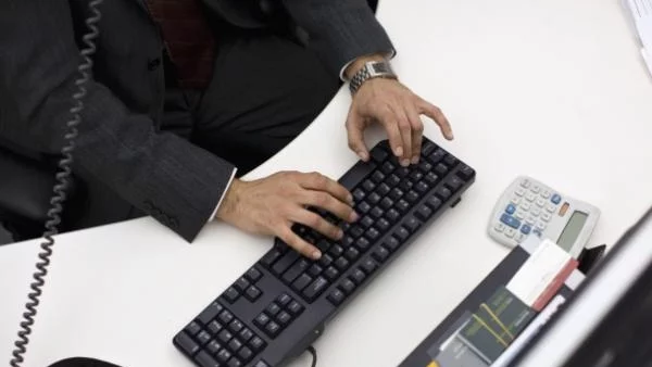 Сделки с книжата на София-БТ надуха оборота на БФБ