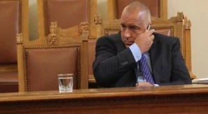 2012/09/27/0891486001380573919