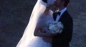 Ан Хатауей се омъжи