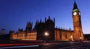 2012/10/08/0198385001380573392