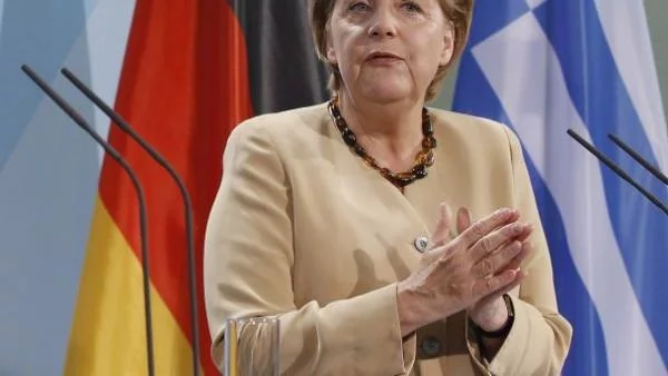 Меркел в окото на кризата