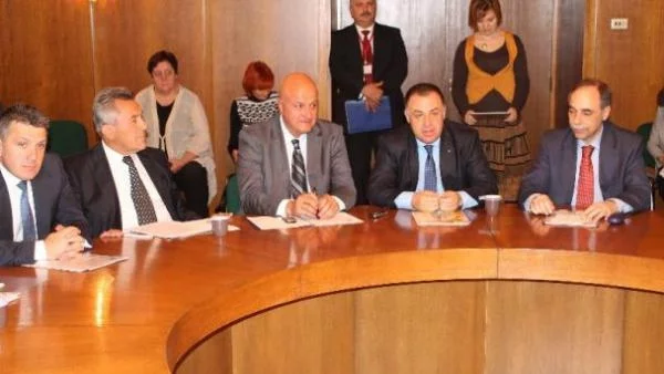 Засилваме рекламата на българското вино в Русия и Китай