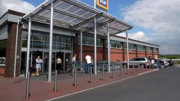 Собствениците на Алди и Лидл най-богати в Германия