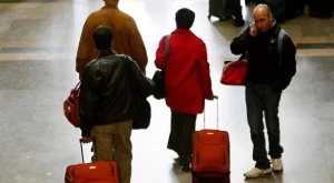 Наши туристи блокирани в турски курорти