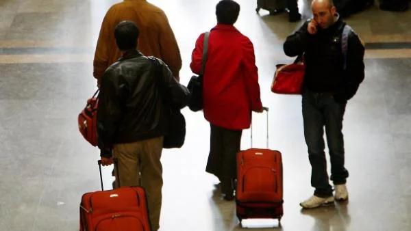 Наши туристи блокирани в турски курорти