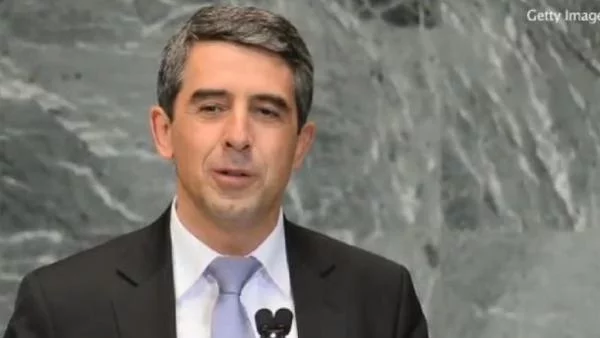 Плевнелиев иска един стандарт за обществените поръчки