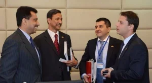 2012/10/16/0101929001380572989