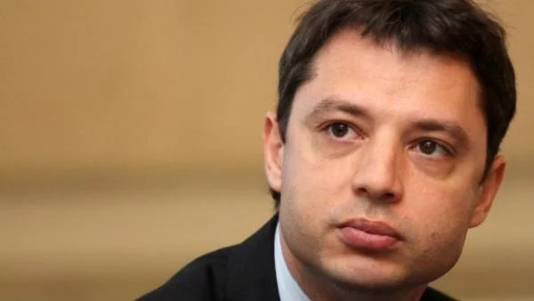 Добрев уволни управителя на Трафоелектроинвест