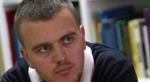 2012/10/19/0021302001380572792