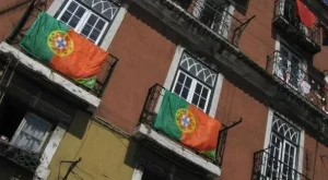 2012/10/19/0088473001380572782