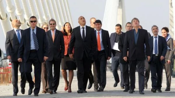 Борисов: Пускаме Дунав мост 2 напролет