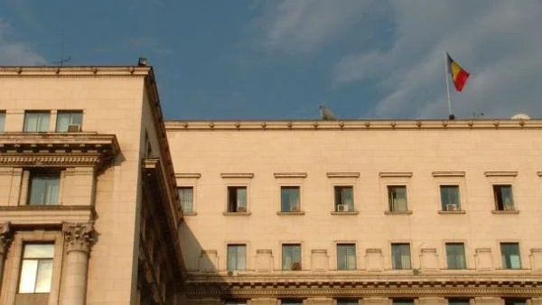 ЕК  блокира 10,4 млрд. евро за Румъния