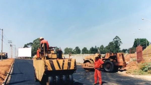 Пътни строители в Колумбия откриха богата жила смарагди