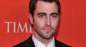 2012/11/04/0924734001380572053