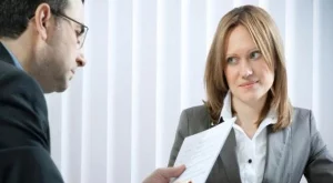 Не квалификацията, а дипломацията определя заплатата