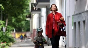 Да падне прагът за детски помощи предлага партията на Кунева