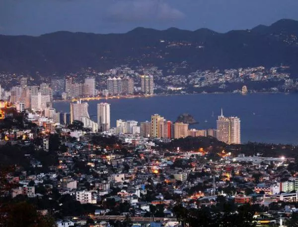 Акапулко е във фалит, иска помощ от държавата