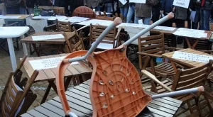 Лекари: Не е вярно, че заведенията губят от забраната за пушене