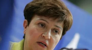 2012/12/01/0092878001380570587