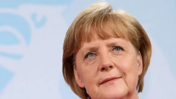 Меркел: Спасяването на Гърция е в интерес на Германия