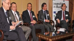 2012/12/02/0306895001380570578