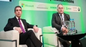 2012/12/03/0099142001380570529