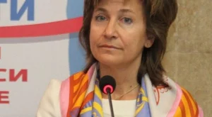 2012/12/06/0546458001380570368