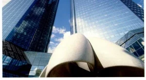 Конспирация е спасила Deutsche Bank от национализация?