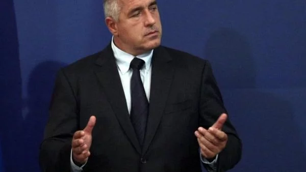 Борисов омекна за забраната за пушене