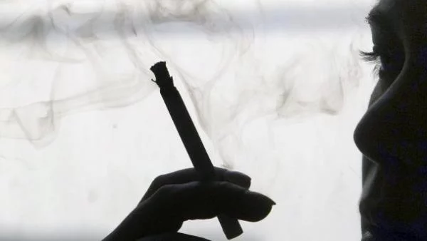 Над четвърт от пушачите намалили цигарите заради забраната