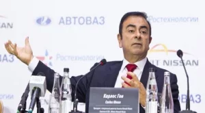 Рено-Нисан поема контрола върху производителя на Лада