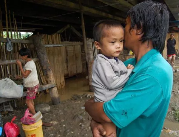 Филипините на крачка от закон за контрол на раждаемостта