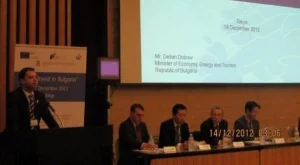 2012/12/14/0752565001380569911