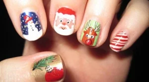 Направи си сама: коледен маникюр