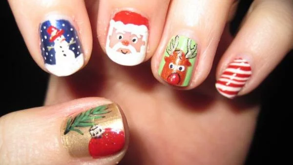 Направи си сама: коледен маникюр