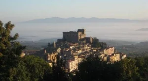 Италия разпродава замъци, за да пълни хазната