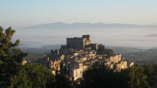 Италия разпродава замъци, за да пълни хазната