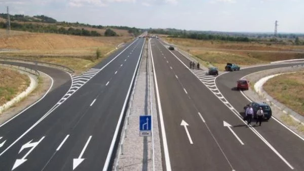 1 млрд. лева трябват за оправяне на цялата пътна мрежа в България