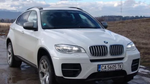 BMW X6 M50d: Досиетата Х (тест драйв)