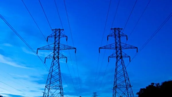 Токът със зимна и лятна цена 